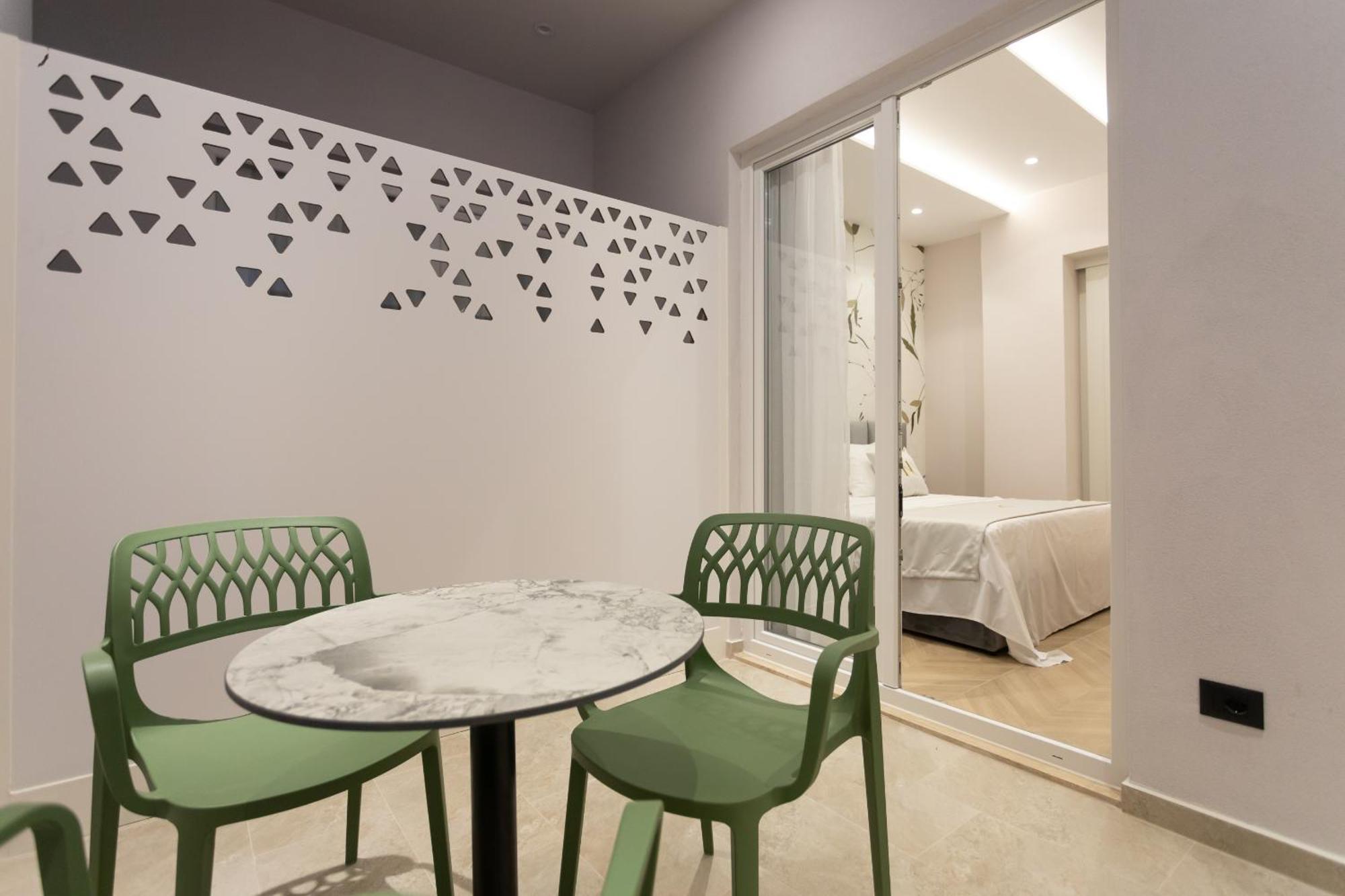 Nayel Hotel Durres Bagian luar foto