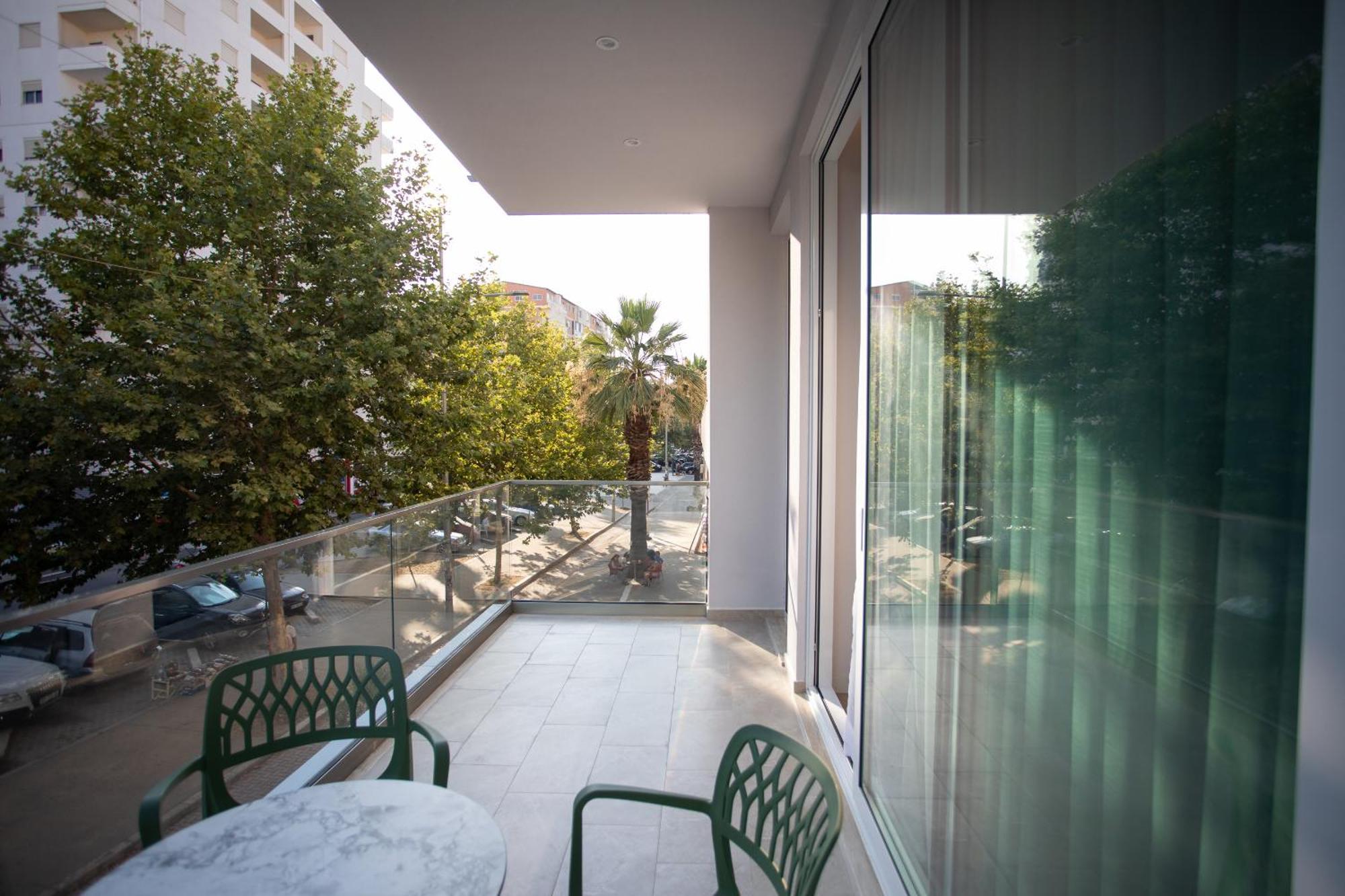 Nayel Hotel Durres Bagian luar foto