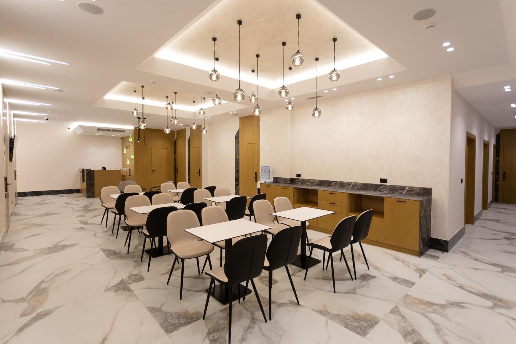 Nayel Hotel Durres Bagian luar foto
