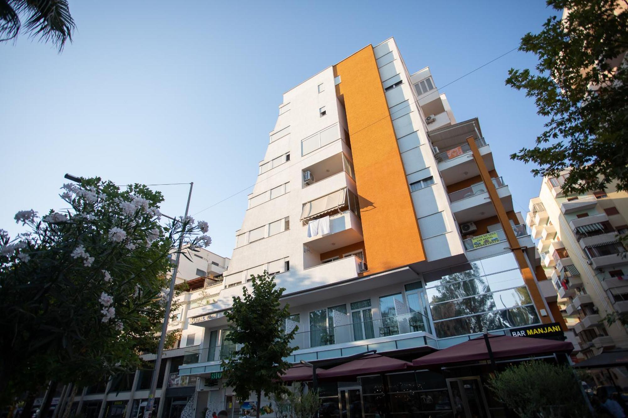 Nayel Hotel Durres Bagian luar foto
