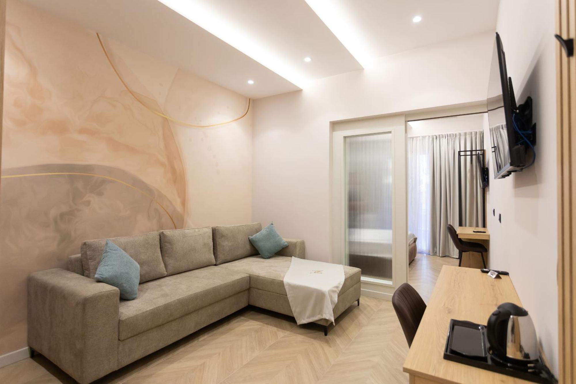 Nayel Hotel Durres Bagian luar foto