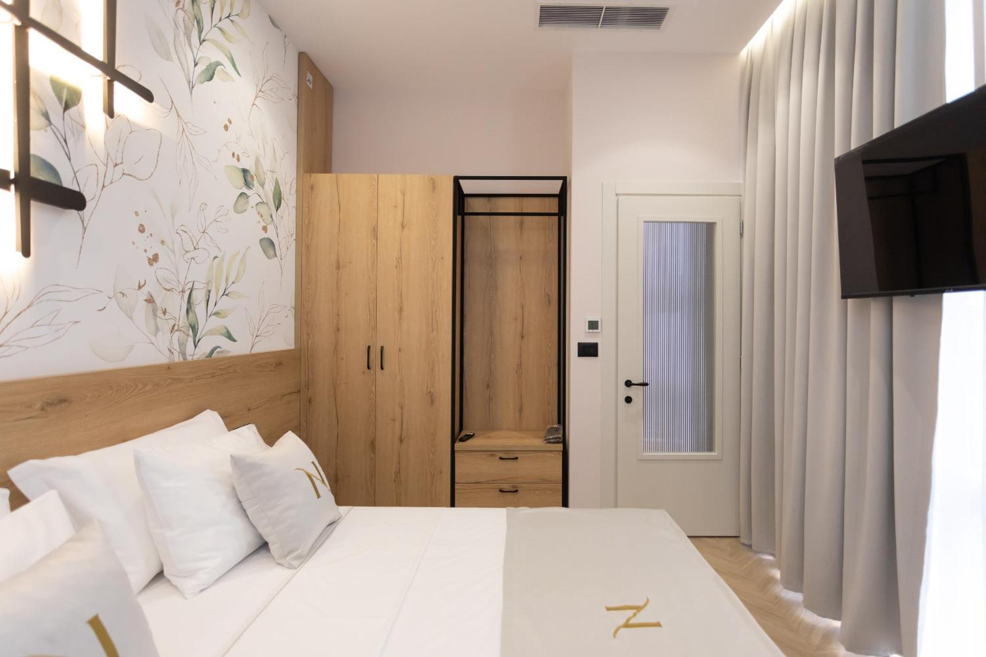 Nayel Hotel Durres Bagian luar foto