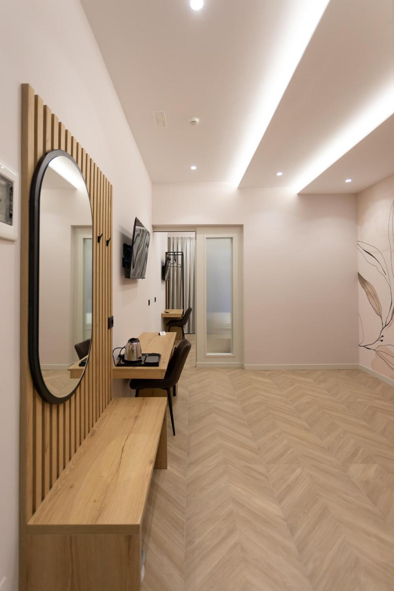 Nayel Hotel Durres Bagian luar foto