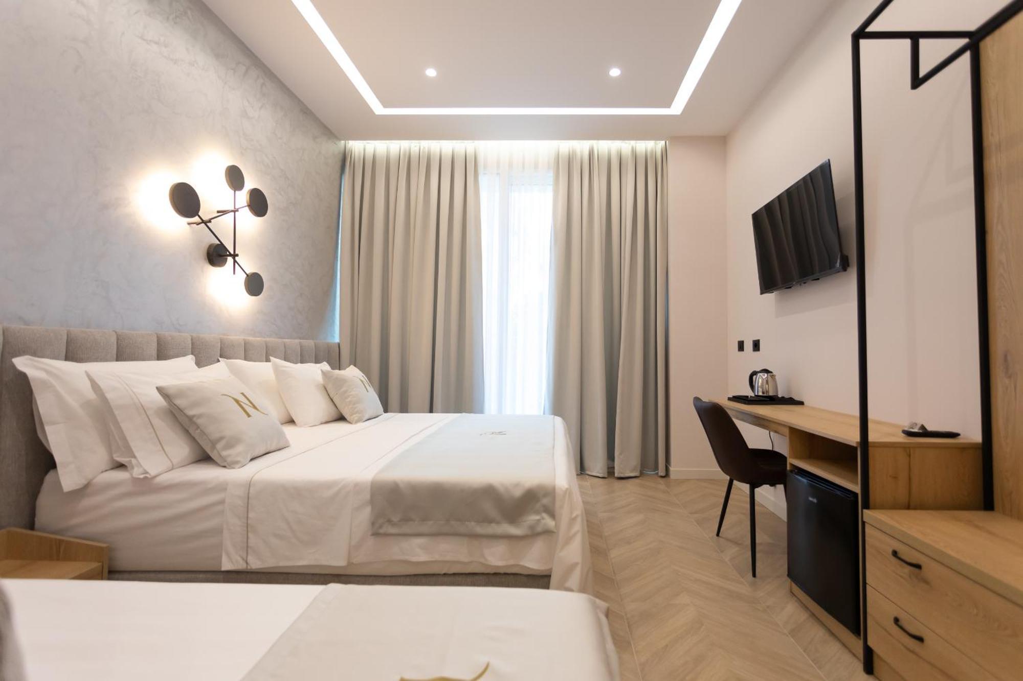 Nayel Hotel Durres Bagian luar foto