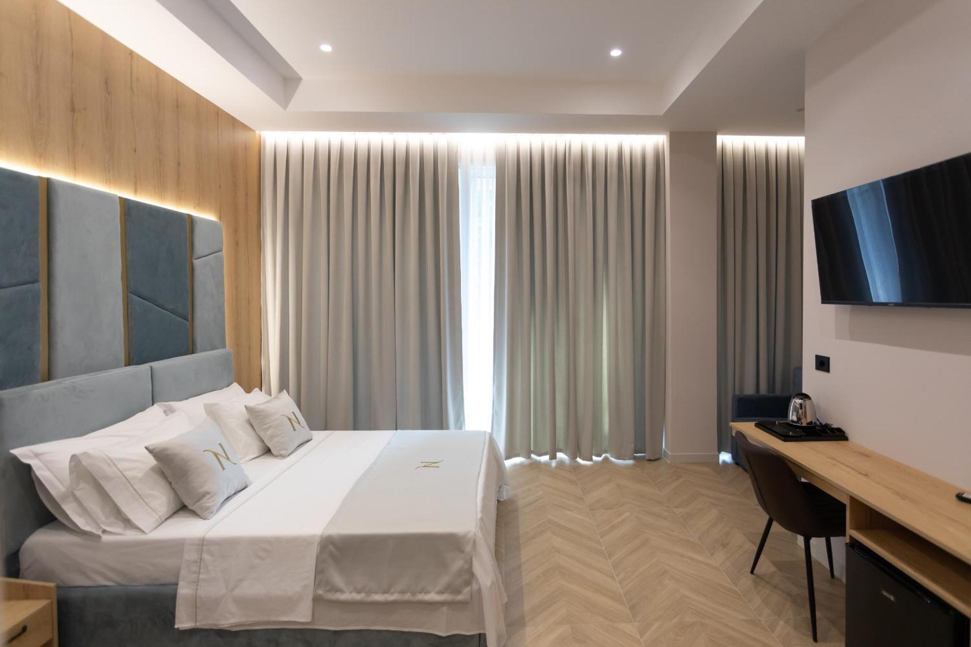 Nayel Hotel Durres Bagian luar foto