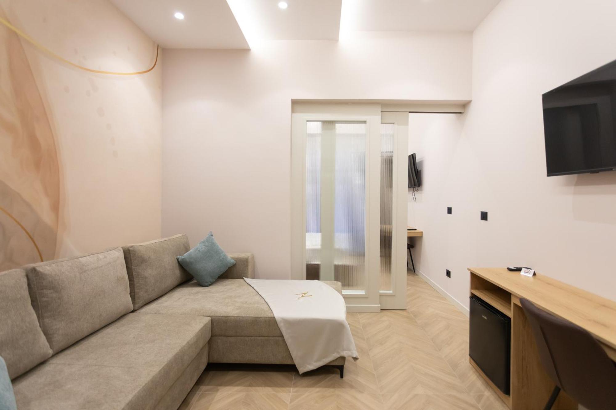 Nayel Hotel Durres Bagian luar foto